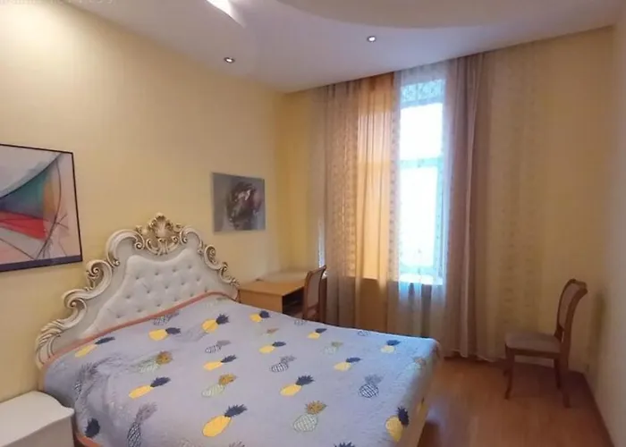 Historic 1br By Opera House Dzīvoklis *